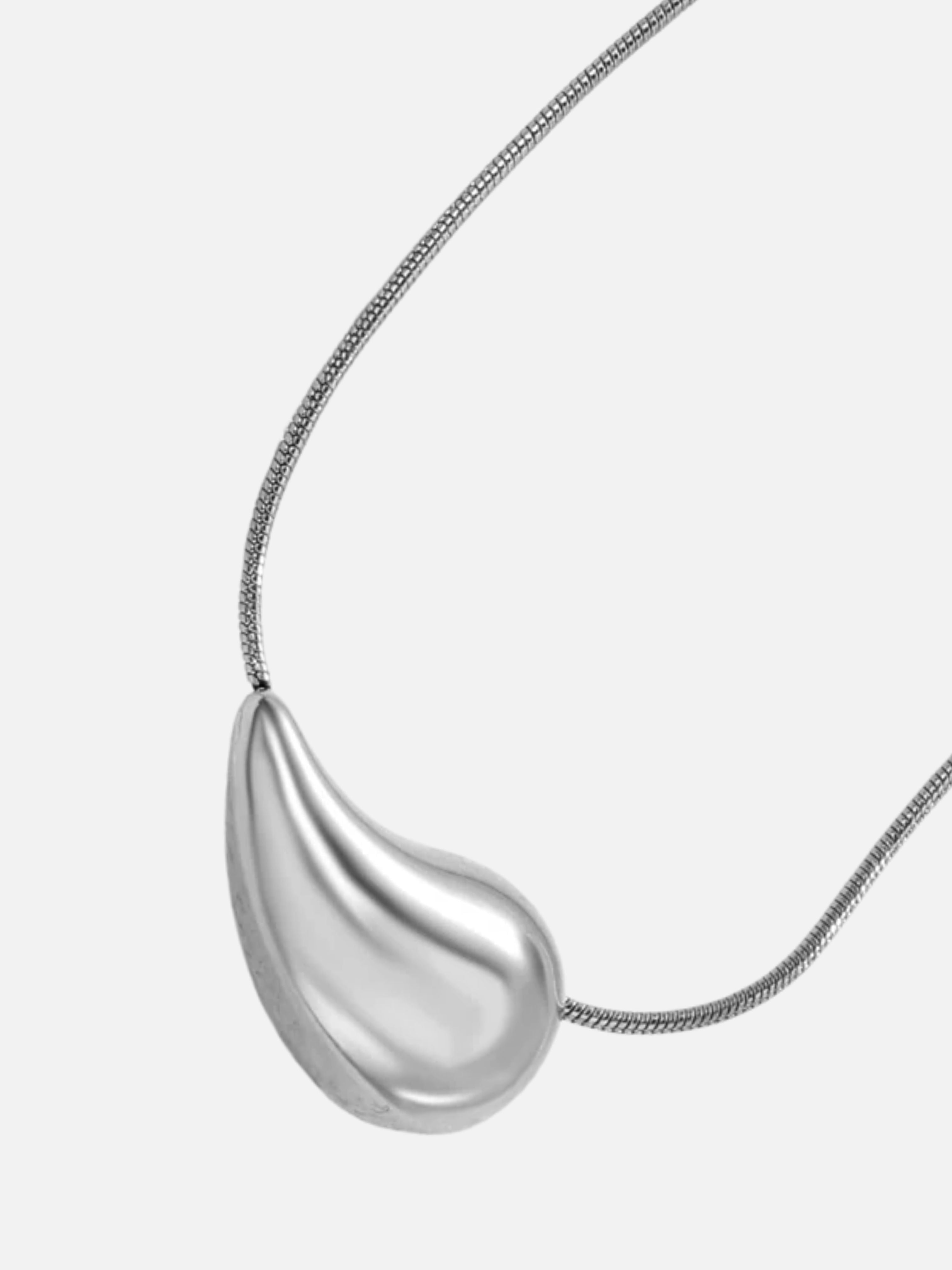 Tel Aviv Teardrop Necklace