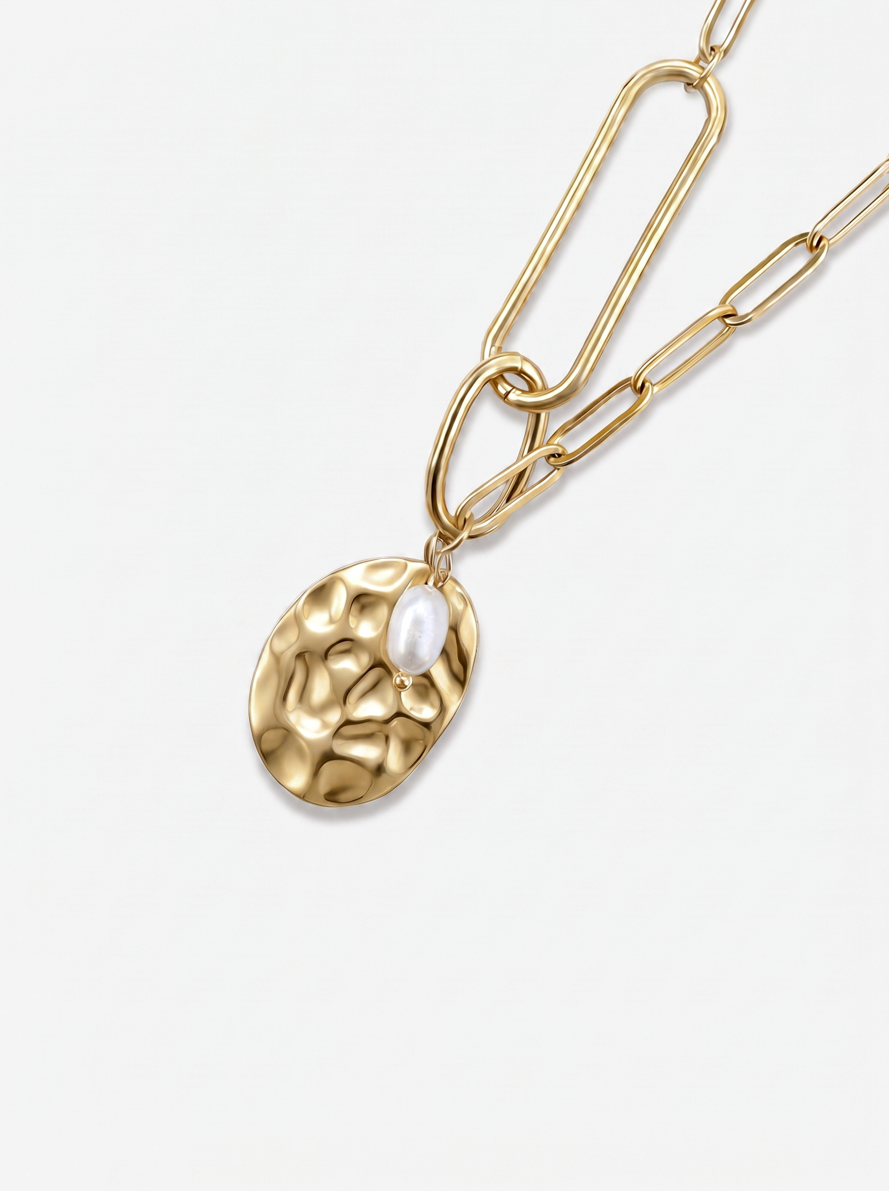 Polynesia Pearl Necklace in gold