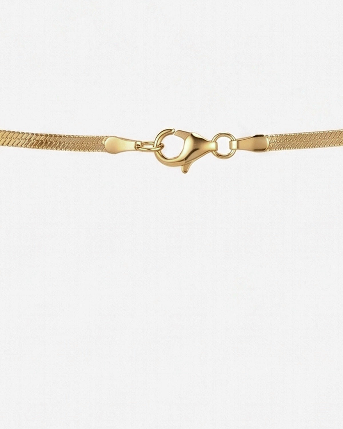 Sardinia Thin Serpent Chain gold lobster clasp detail